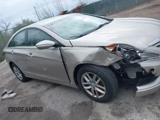 2011 Hyundai Sonata GLS with VIN 5NPEB4AC2BH061548, listed as a IAAI auction lot 42055422 with 131,366 mi miles and . Bid and sale history available at carsss.com. Image 13.