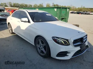 2017 Mercedes-Benz E-Class E 300 Luxury with VIN WDDZF4KB0HA014200, listed as a Copart auction lot 53135775 with 138,438 mi miles and Clean Title. Bid and sale history available at carsss.com. Image 4.