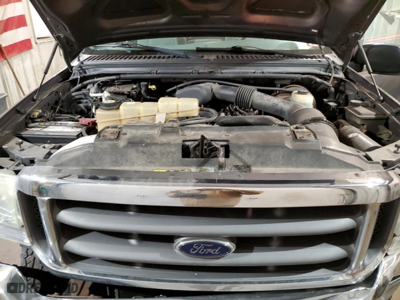 2003 Ford Super Duty F-250 XL with VIN 1FTNF21LX3ED77354, listed as a Copart auction lot 41457005 with 99,092 mi miles and Salvage Title. Bid and sale history available at carsss.com. Image 11.