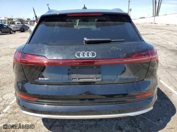 2019 Audi e-tron Premium Plus with VIN WA1LAAGE8KB023318, listed as a Copart auction lot 40812503 with 21,810 mi miles. Bid and sale history available at carsss.com. Image 6.