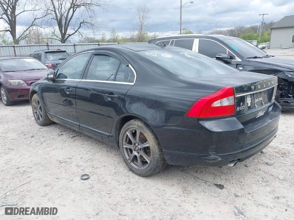 2009 Volvo S80 I6 Turbo with VIN YV1AH992991089719, listed as a IAAI auction lot 42038969 with 143,661 mi miles. Bid and sale history available at carsss.com. Image 3.