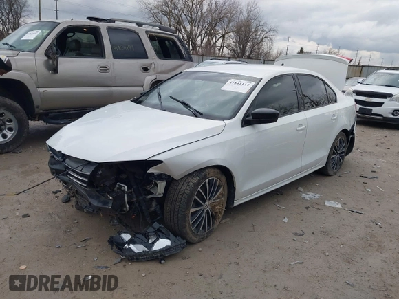 2015 Volkswagen Jetta SE with VIN 3VWD17AJ1FM421694, listed as a IAAI auction lot 41841114 with 97,888 mi miles and . Bid and sale history available at DreamBid. Image 2.