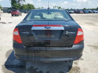 2010 Ford Fusion Hybrid z VIN 3FADP0L36AR176691, wystawiony jako Copart lot #61957685 z przebiegiem 105 452 mil mil oraz Czysty tytuł • Clean title. Historia ofert i sprzedaży dostępna na DreamBid. Obrazek 6.