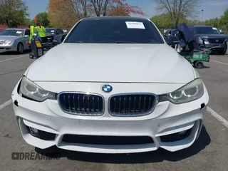 2012 BMW 3 Series 335i z VIN WBA3A9G54CNN67686, wystawiony jako IAAI lot #42106853 z przebiegiem 141 368 mil mil oraz . Historia ofert i sprzedaży dostępna na DreamBid. Obrazek 12.