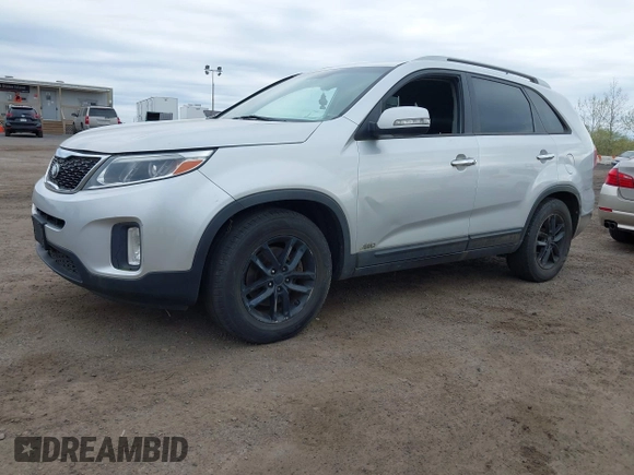 2015 Kia Sorento LX with VIN 5XYKTCA60FG639308, listed as a IAAI auction lot 42037202 with 150,444 mi miles. Bid and sale history available at carsss.com. Image 19.