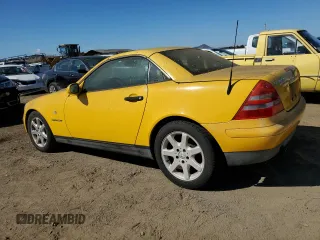 2000 Mercedes-Benz SLK 230 Kompressor с VIN WDBKK47F4YF159499, выставлен на аукционе Copart как лот 76205924 с пробегом 182 878 миль миль и Чистый • Clean title. История ставок и продаж доступна на DreamBid. Изображение 2.