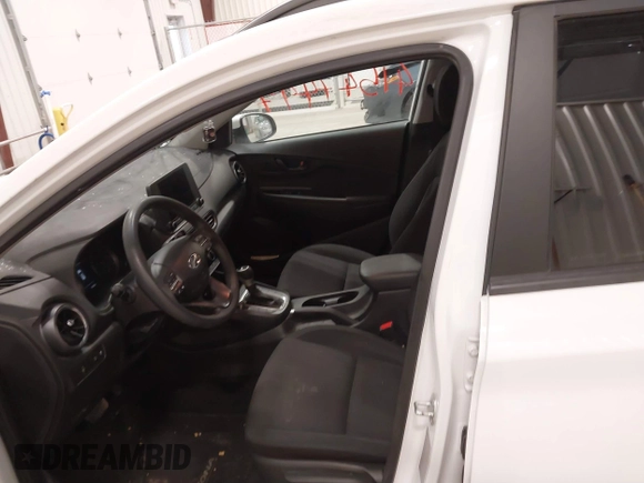 2022 Hyundai Kona SEL with VIN KM8K62AB0NU814275, listed as a IAAI auction lot 41547497 with 58,568 mi miles. Bid and sale history available at carsss.com. Image 5.
