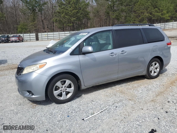 2011 Toyota Sienna LE AAS with VIN 5TDKK3DC2BS094858, listed as a Copart auction lot 48980175 with 288,700 mi miles and Clean Title. Bid and sale history available at carsss.com. Image 1.