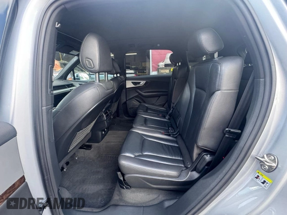 2019 Audi Q7 Premium Plus with VIN WA1LHAF75KD017740, listed as a Copart auction lot 66764355 with 120,399 mi miles and Clean title. Bid and sale history available at DreamBid. Image 6.