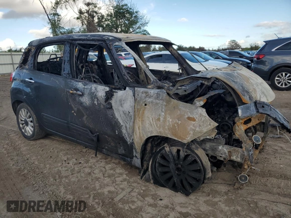 2014 FIAT 500L Easy with VIN ZFBCFABH8EZ023813, listed as a Copart auction lot 85785884 with Not Provided miles and Non Repairable. Bid and sale history available at DreamBid. Image 4.