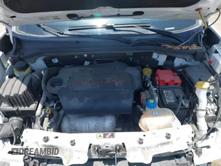 2019 Ram ProMaster City Cargo Tradesman z VIN ZFBHRFAB4K6N81095, wystawiony jako IAAI lot #42350761 z przebiegiem 93 324 mil mil oraz . Historia ofert i sprzedaży dostępna na DreamBid. Obrazek 10.
