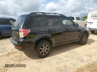2011 Subaru Forester X z VIN JF2SHABC2BH719903, wystawiony jako Copart lot #56408045 z przebiegiem 159 398 mil mil oraz Szkoda całkowita • Salvage title. Historia ofert i sprzedaży dostępna na DreamBid. Obrazek 3.