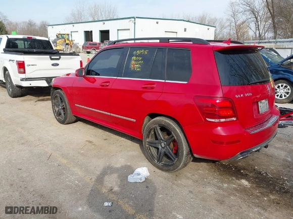 2013 Mercedes-Benz GLK-Class GLK 350 with VIN WDCGG8JB4DF978779, listed as a IAAI auction lot 41797866 with 227,070 mi miles. Bid and sale history available at carsss.com. Image 3.