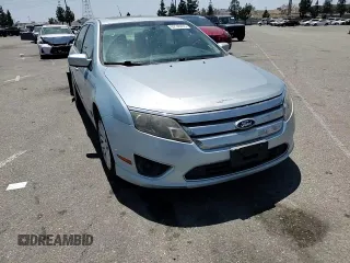 2010 Ford Fusion Hybrid z VIN 3FADP0L34AR137176, wystawiony jako Copart lot #62146865 z przebiegiem 135 293 mil mil oraz Szkoda całkowita • Salvage title. Historia ofert i sprzedaży dostępna na DreamBid. Obrazek 13.