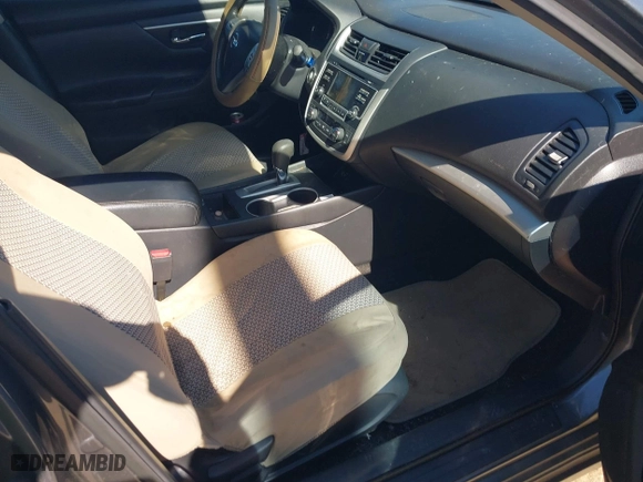 2017 Nissan Altima 2.5 SV with VIN 1N4AL3AP4HC136995, listed as a IAAI auction lot 41580400 with 92,799 mi miles. Bid and sale history available at carsss.com. Image 5.