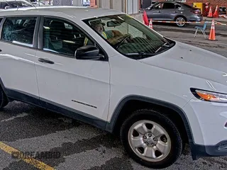 2017 Jeep Cherokee Sport with VIN 1C4PJLABXHW660505, listed as a IAAI auction lot 42680671 with 98,907 mi miles and . Bid and sale history available at DreamBid. Image 19.