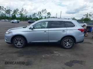 2017 Mitsubishi Outlander SE with VIN JA4AD3A31HZ050863, listed as a IAAI auction lot 42528872 with 98,136 mi miles and . Bid and sale history available at DreamBid. Image 14.