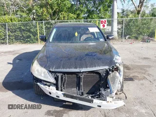 2011 Hyundai Genesis z VIN KMHGC4DFXBU123470, wystawiony jako IAAI lot #41452334 z przebiegiem 121 813 mil mil oraz . Historia ofert i sprzedaży dostępna na DreamBid. Obrazek 12.