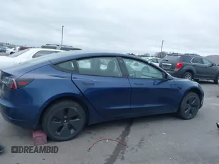 2021 Tesla Model 3 Long Range with VIN 5YJ3E1EB8MF848049, listed as a IAAI auction lot 40974331 with 61,462 mi miles. Bid and sale history available at carsss.com. Image 13.