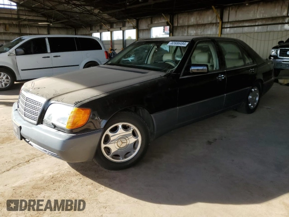 1994 Mercedes-Benz S with VIN WDBGA51E9RA172939, listed as a Copart auction lot 82686494 with 86,315 mi miles and Clean Title. Bid and sale history available at DreamBid. Image 1.