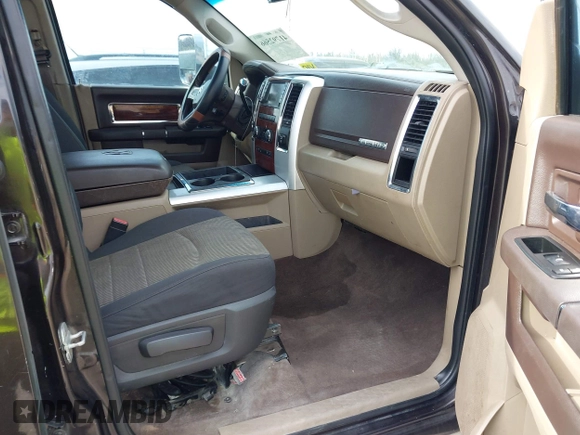 2010 Dodge Ram 2500 SLT with VIN 3D7UT2CL5AG172425, listed as a IAAI auction lot 41792566 with 185,236 mi miles. Bid and sale history available at carsss.com. Image 5.
