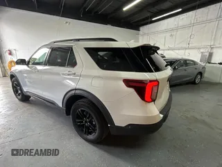 2022 Ford Explorer Timberline with VIN 1FMSK8JH8NGB24260, listed as a Copart auction lot 53477365 with 876 mi miles and Salvage Title. Bid and sale history available at carsss.com. Image 3.