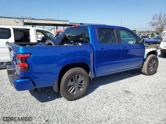 2025 Nissan Frontier SV with VIN 1N6ED1EJ4SN609256, listed as a Copart auction lot 43553685 with 2,153 mi miles and Salvage Title. Bid and sale history available at carsss.com. Image 3.