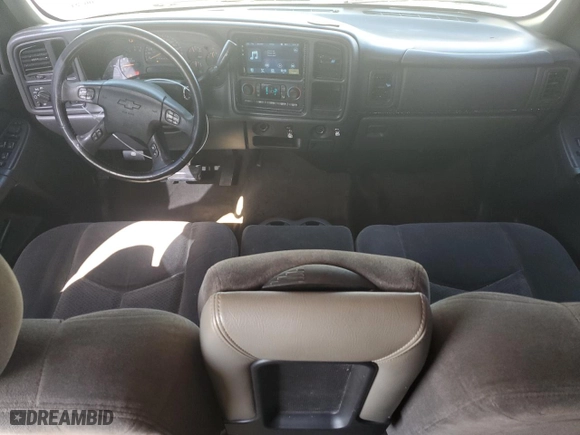 2006 Chevrolet Silverado 1500 LT1 with VIN 2GCEC13T061176102, listed as a Copart auction lot 52390965 with 215,312 mi miles and Salvage Title. Bid and sale history available at carsss.com. Image 8.
