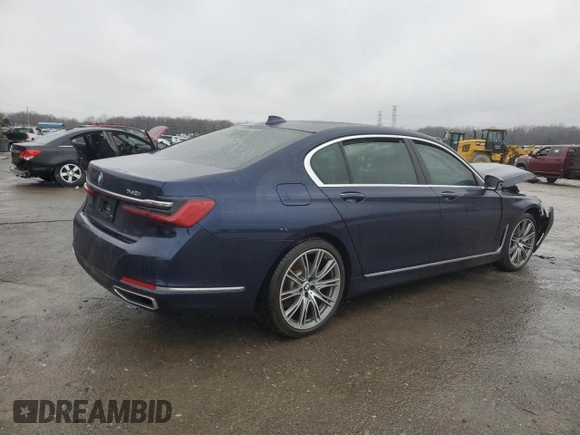 2021 BMW 7 Series 740i z VIN WBA7T2C01MCE56512, wystawiony jako Copart lot #42575055 z przebiegiem 32 143 mil mil oraz Szkoda całkowita • Salvage title. Historia ofert i sprzedaży dostępna na DreamBid. Obrazek 3.