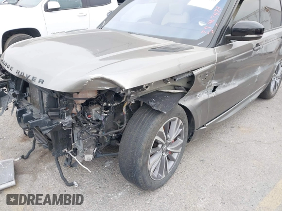 2018 Land Rover Range Rover Sport HSE Dynamic with VIN SALWV2SV5JA409700, listed as a IAAI auction lot 41232231 with 53,481 mi miles. Bid and sale history available at carsss.com. Image 6.