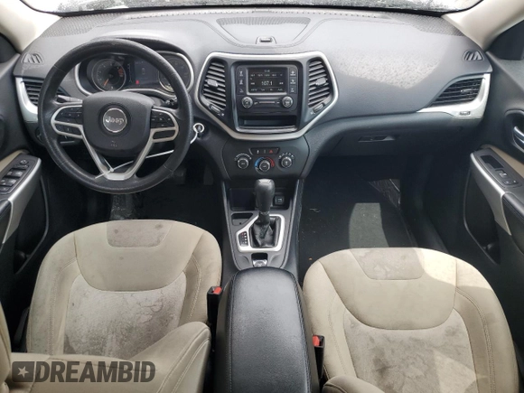 2017 Jeep Cherokee Sport z VIN 1C4PJLAB1HW653104, wystawiony jako Copart lot #58091345 z przebiegiem 106 736 mil mil oraz Szkoda całkowita • Salvage title. Historia ofert i sprzedaży dostępna na DreamBid. Obrazek 8.