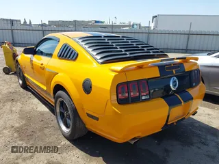 2007 Ford Mustang GT Deluxe with VIN 1ZVFT82H375255531, listed as a IAAI auction lot 42159077 with 158,223 mi miles. Bid and sale history available at carsss.com. Image 3.