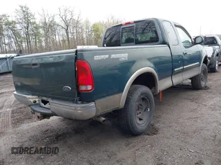 2001 Ford F-150 XL with VIN 1FTRX18LX1NA33311, listed as a IAAI auction lot 41940094 with 202,534 mi miles. Bid and sale history available at carsss.com. Image 4.