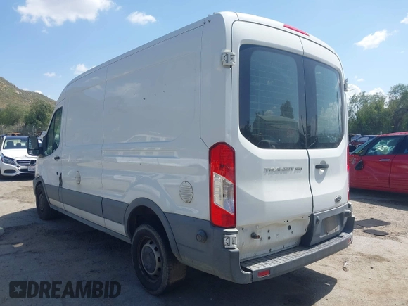 2016 Ford Transit Cargo z VIN 1FTBW2CM4GKA02611, wystawiony jako IAAI lot #41845080 z przebiegiem 175 109 mil mil oraz . Historia ofert i sprzedaży dostępna na DreamBid. Obrazek 3.