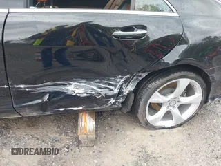 2014 Mercedes-Benz CLS 550 с VIN WDDLJ7DB9EA102760, выставлен на аукционе IAAI как лот 42171001 с пробегом 61 294 миль миль и . История ставок и продаж доступна на DreamBid. Изображение 19.