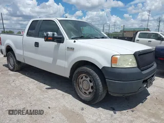 2007 Ford F-150 STX with VIN 1FTRX12W07KD25014, listed as a IAAI auction lot 42552519 with 265,400 mi miles and . Bid and sale history available at DreamBid. Image 1.