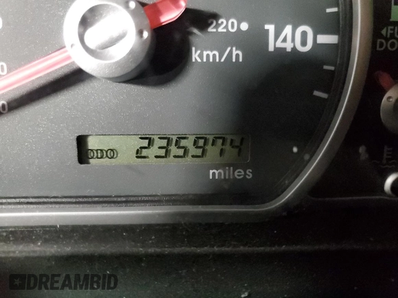 2005 Mitsubishi Endeavor Limited z VIN 4A4MN41SX5E070604, wystawiony jako Copart lot #75447324 z przebiegiem 235 974 mil mil oraz Szkoda całkowita • Salvage title. Historia ofert i sprzedaży dostępna na DreamBid. Obrazek 9.