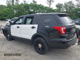 2017 Ford Police Interceptor Utility with VIN 1FM5K8AR9HGE01119, listed as a IAAI auction lot 42266621 with Not provided miles and . Bid and sale history available at DreamBid. Image 14.