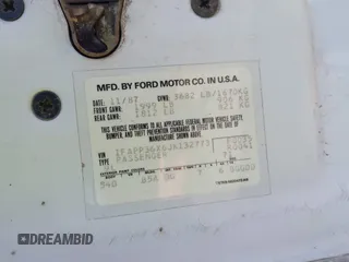 1988 Ford Tempo z VIN 1FAPP36X6JK132773, wystawiony jako IAAI lot #42146576 z przebiegiem 80 452 mil mil oraz . Historia ofert i sprzedaży dostępna na DreamBid. Obrazek 9.