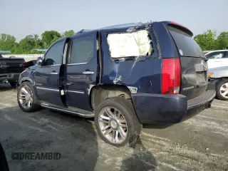 2007 Cadillac Escalade z VIN 1GYFK63837R153531, wystawiony jako Copart lot #56426285 z przebiegiem Nie podano mil oraz Szkoda całkowita • Salvage title. Historia ofert i sprzedaży dostępna na DreamBid. Obrazek 2.