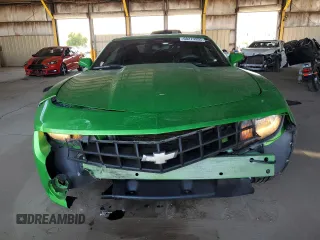 2011 Chevrolet Camaro 2LS z VIN 2G1FA1ED2B9116990, wystawiony jako Copart lot #60279995 z przebiegiem 137 391 mil mil oraz Czysty tytuł • Clean title. Historia ofert i sprzedaży dostępna na DreamBid. Obrazek 5.