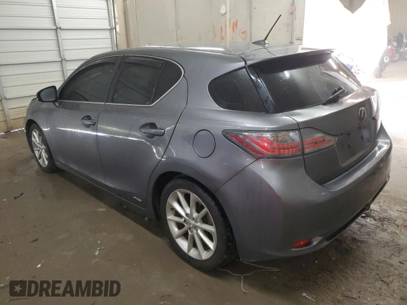 2012 Lexus CT 200h z VIN JTHKD5BH5C2078777, wystawiony jako Copart lot #56070115 z przebiegiem 136 411 mil mil oraz Szkoda całkowita • Salvage title. Historia ofert i sprzedaży dostępna na DreamBid. Obrazek 2.