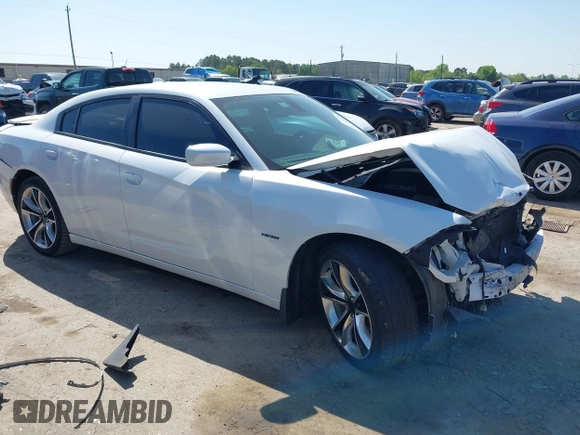 2015 Dodge Charger RT with VIN 2C3CDXCT3FH813549, listed as a IAAI auction lot 41976777 with 88,032 mi miles and . Bid and sale history available at DreamBid. Image 1.