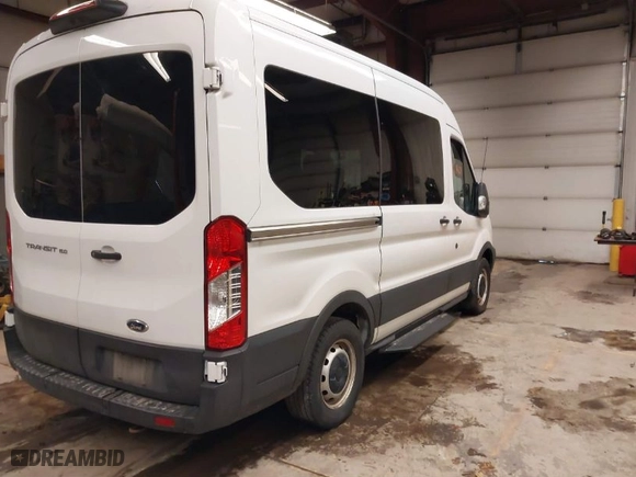 2019 Ford Transit Passenger Wagon XL with VIN 1FMZK1CM8KKA27343, listed as a IAAI auction lot 41607428 with 110,797 mi miles. Bid and sale history available at carsss.com. Image 4.