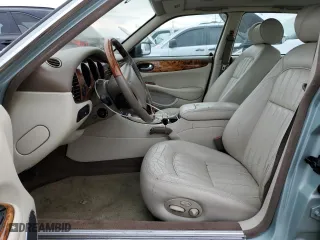 2000 Jaguar XJ with VIN SAJDA14C2YLF16982, listed as a Copart auction lot 44993015 with 113,629 mi miles and Clean Title. Bid and sale history available at carsss.com. Image 7.