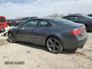 2014 Audi A5 Premium Plus z VIN WAUMFAFR7EA055877, wystawiony jako Copart lot #49126615 z przebiegiem 212 911 mil mil oraz Szkoda całkowita • Salvage title. Historia ofert i sprzedaży dostępna na DreamBid. Obrazek 2.