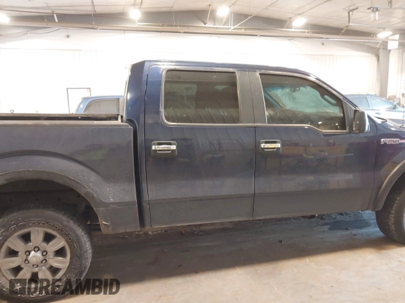 2009 Ford F-150 XL z VIN 1FTPW14V39FA73348, wystawiony jako IAAI lot #40963436 z przebiegiem 217 717 mil mil oraz . Historia ofert i sprzedaży dostępna na DreamBid. Obrazek 13.