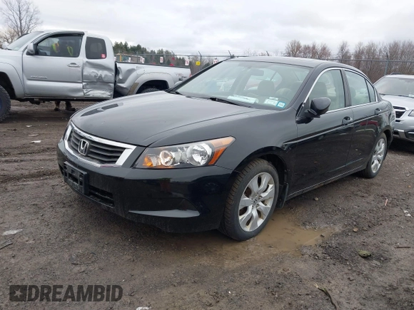 2010 Honda Accord EX z VIN 1HGCP2E75AA062842, wystawiony jako IAAI lot #41792464 z przebiegiem 221 402 mil mil oraz . Historia ofert i sprzedaży dostępna na DreamBid. Obrazek 2.