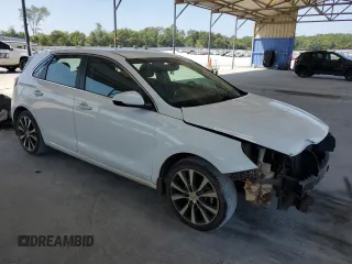 2019 Hyundai Elantra GT with VIN KMHH35LE1KU114689, listed as a Copart auction lot 68495034 with 112,287 mi miles and Salvage Title. Bid and sale history available at carsss.com. Image 4.