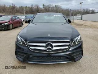 2017 Mercedes-Benz E-Class E 300 Luxury with VIN WDDZF4JB5HA275825, listed as a Copart auction lot 39837723 with 63,805 mi miles. Bid and sale history available at carsss.com. Image 5.
